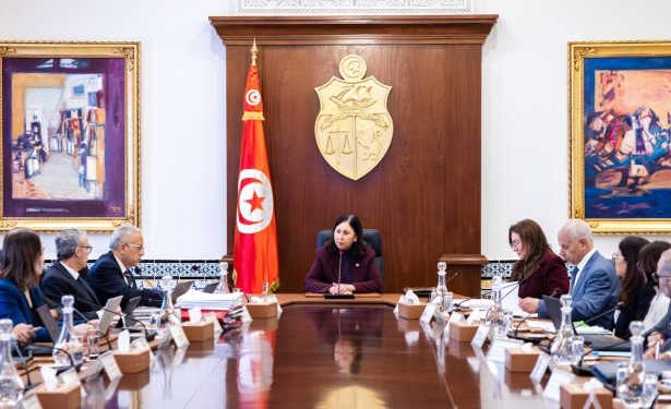 Tunisie -Réforme du système de santé : le gouvernement accélère pour garantir la disponibilité des médicaments