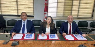 Tunisie :Signature du pacte de compétitivité pour le développement du secteur des industries électroniques à l’horizon 2030
