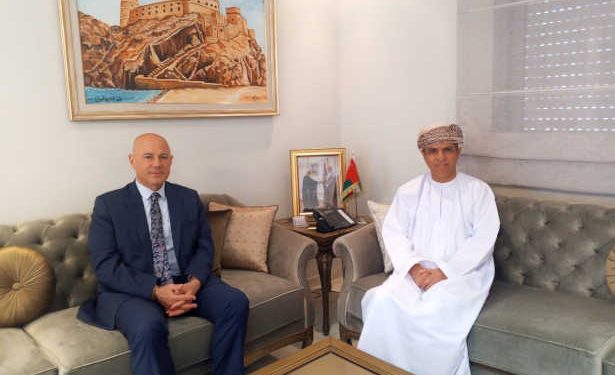 Coopération internationale : les ambassadeurs d’Oman et des États-Unis échangent à Tunis