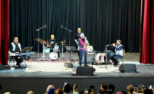 « Targ’in » à Gabès : Seif Mayouf réinvente le patrimoine tunisien au son du saxophone