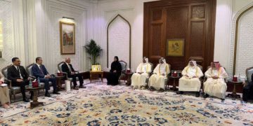 Une délégation de l’Assemblée des représentants du peuple en visite au Qatar