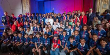 Le PSG célébré en triomphe à Paris après un deuxième sacre européen consécutif