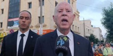 Tunisie : Le Président de la République effectue une visite inopinée à l’Ariana et rencontre les citoyens