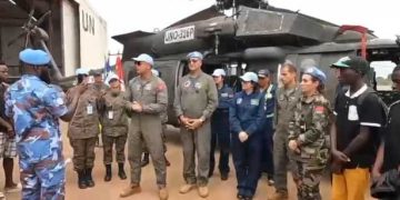La composante aérienne tunisienne de la MINUSCA célèbre la Journée internationale des Casques bleus à Bangui