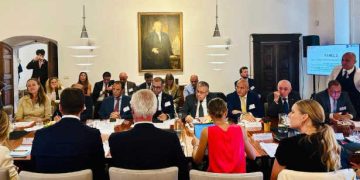La Tunisie plaide à Rome pour un renforcement des partenariats énergétiques en Méditerranée