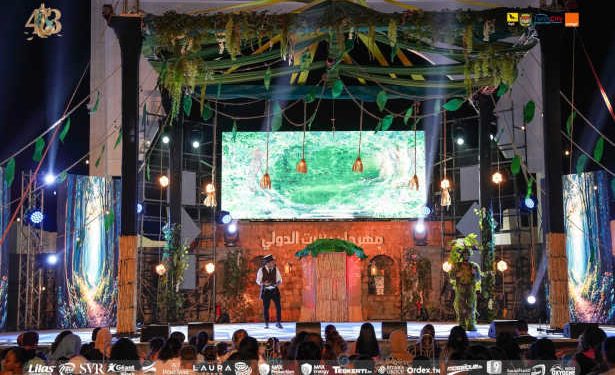 Festival international de Bizerte: Le « Voyageur » embarque le public de Bizerte dans un univers poétique