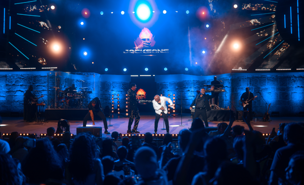 The Jacksons enflamment Carthage : 30 ans après Michael Jackson, la légende continue en Tunisie