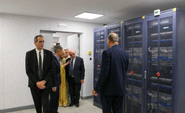 Le ministre de l’Enseignement supérieur et de la Recherche scientifique inaugure un supercalculateur au Centre de calcul El Khawarizmi