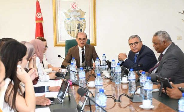 Près de 97 millions de dinars d’investissements approuvés au profit de trois entreprises industrielles