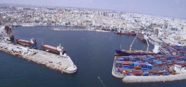 Export tunisien : 48 conteneurs de thon en route vers l’Europe !