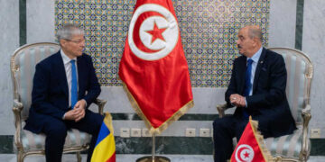 Vers le Sommet de la Francophonie : Tunis reçoit le candidat roumain à la tête de l’OIF