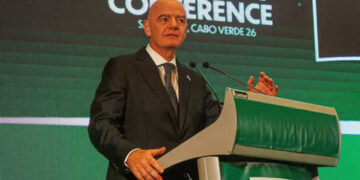 CAF: Infantino salue les investissements dans les infrastructures du football africain